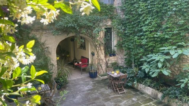 L'Isle Apartment Beaucaire  Exterior foto